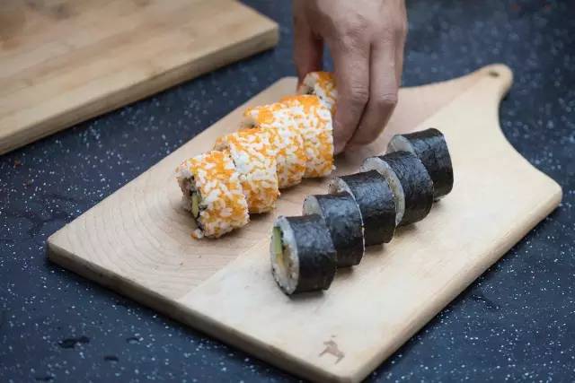 不亲自做一次寿司卷，怎么做一个合格的吃货