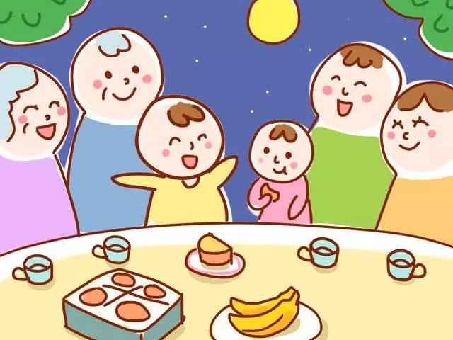 中秋赏月吃饼，去钱塘江观潮是一流，不过带孩子出行可要多注意