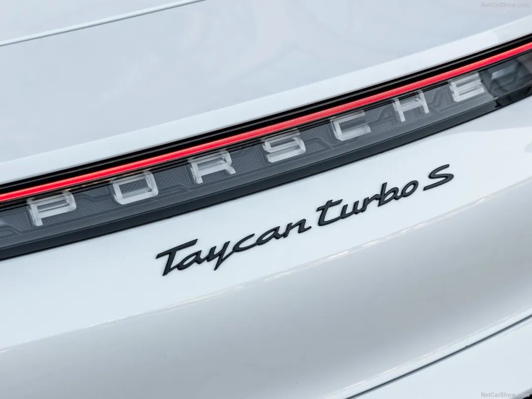 88.8万！最便宜的Taycan上市，保时捷电动超跑想锤Model S？
