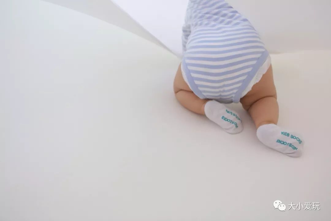 重磅丨中国首个为3个月以上baby设计的舞台，每场只限12个家庭！