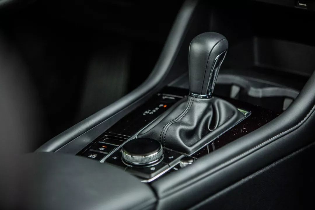 次世代Mazda3昂克赛拉/精致感提升，驾驶愉悦依旧