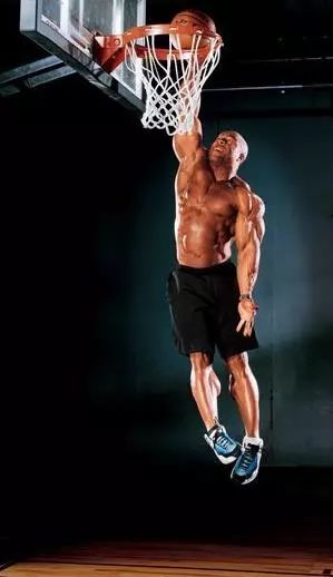 看看肌肉大帝西斯怎么练腿，这么练竟然立刻提升篮球对抗能力
