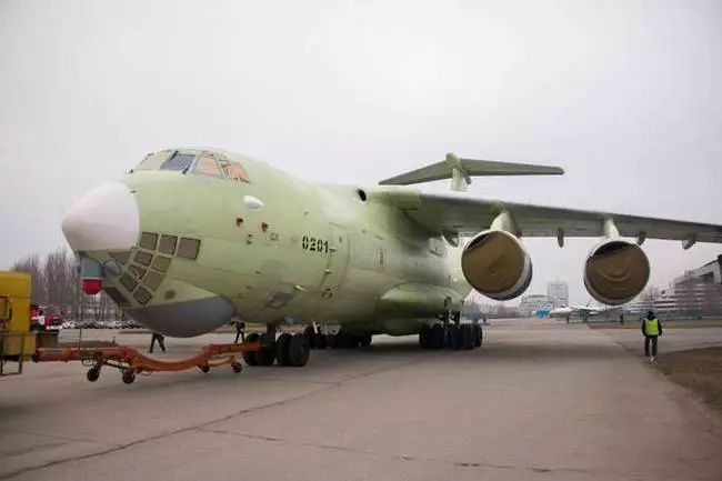 俄罗斯推出新型空中加油机 这回估计中国不会求购了