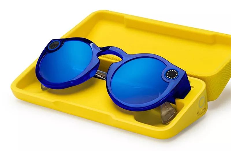 Snap 推出新一代 Spectacles 智能眼镜，这次还加入了