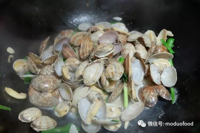 【魔多厨房】韭菜炒蛤蜊