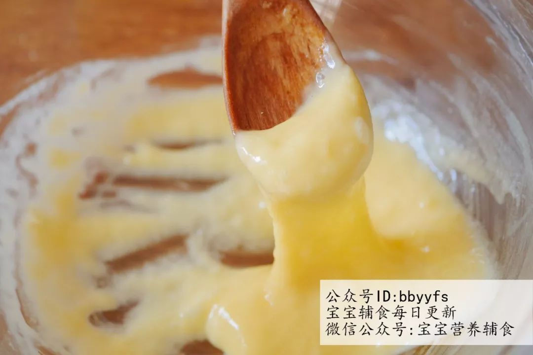 辅食菜谱：花朵山药粉小饼