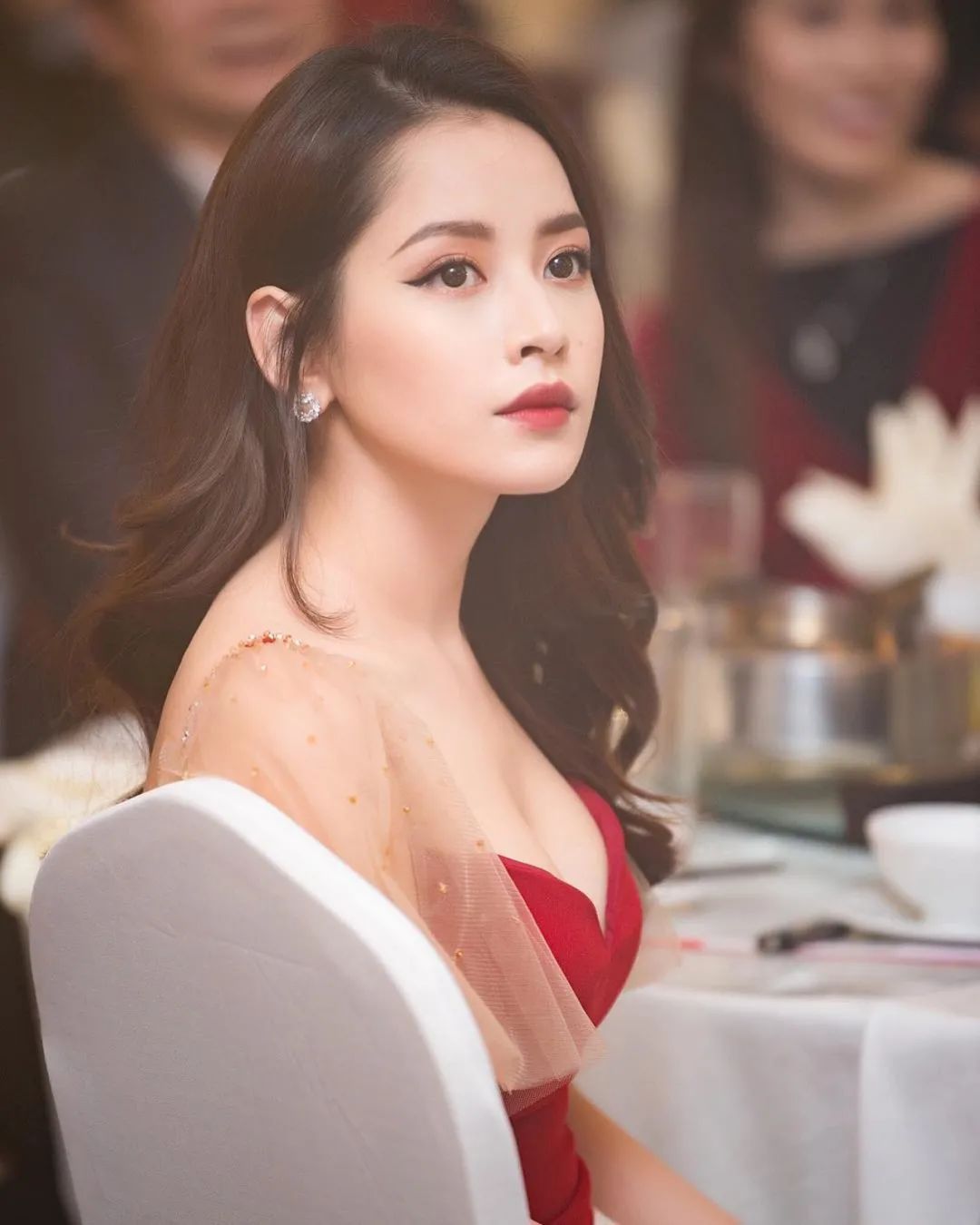 越南的绝色美女，个个都是人间水蜜桃