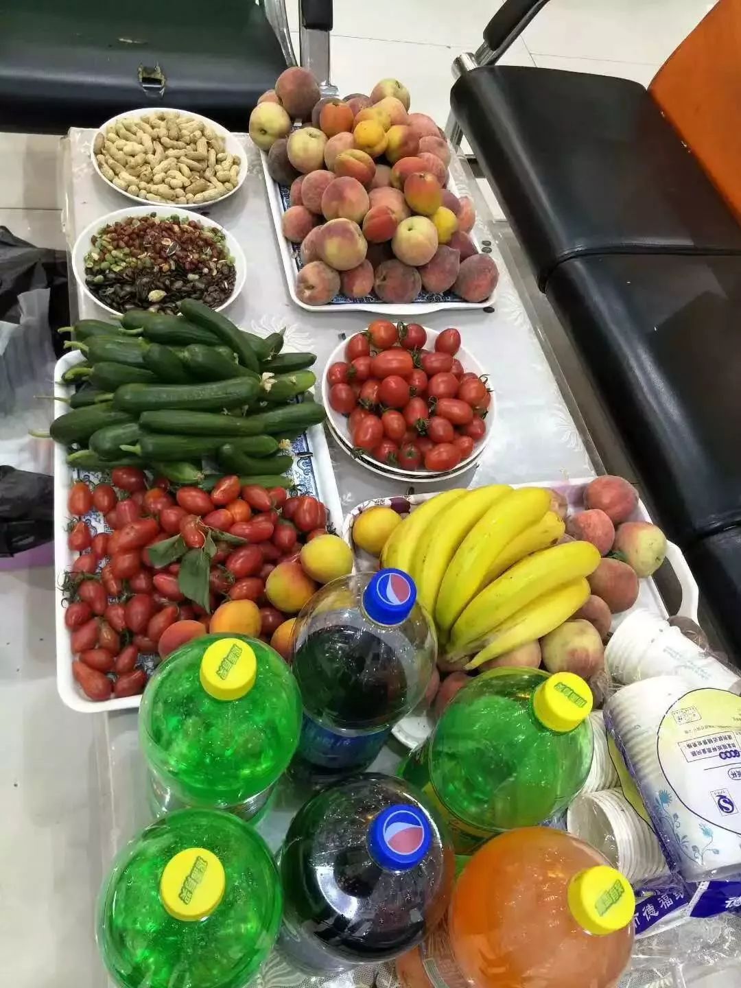 事发吴忠东郊市场，此人连着几天开奔驰去批发水果，到底什么身份?