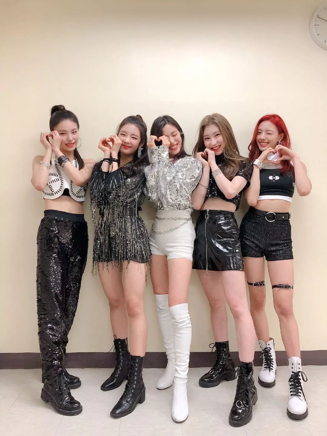 这五个女孩子要撑起JYP家族女团下一代的荣光！