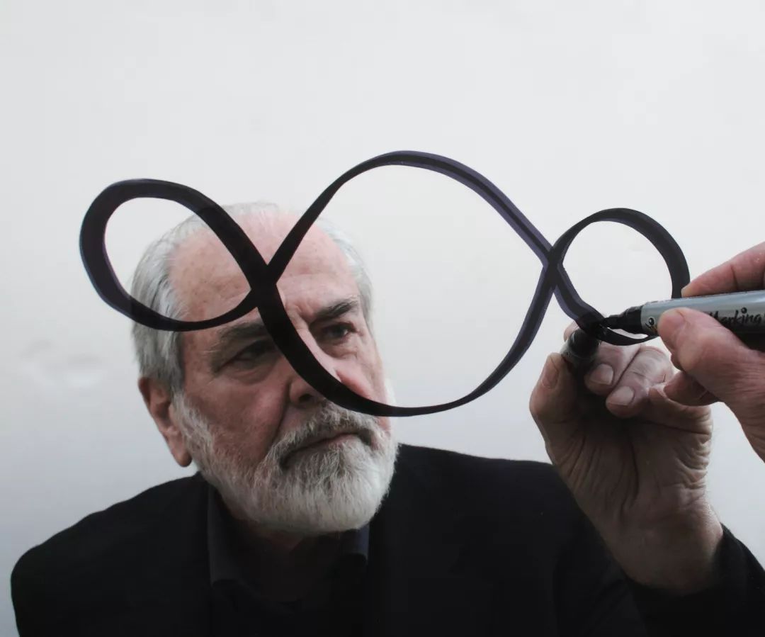 YT大艺术家 | 时隔十年，85岁的意大利老人重返中国只为砸碎一面镜子