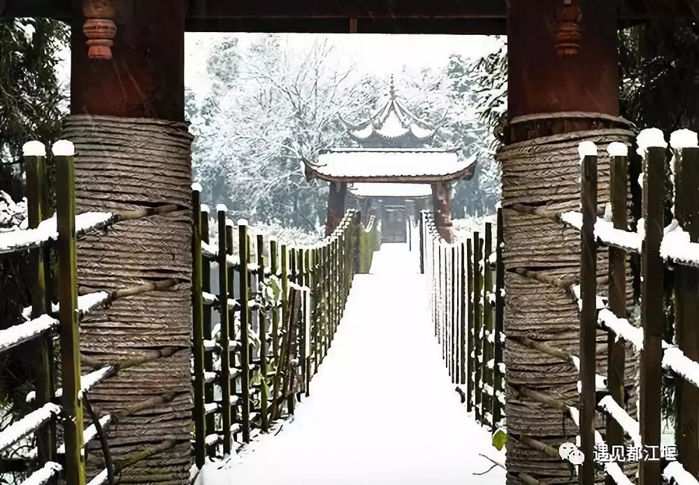 换个角度看雪景！都江堰独家航拍大片，为你留住冬日最美景色！(2)