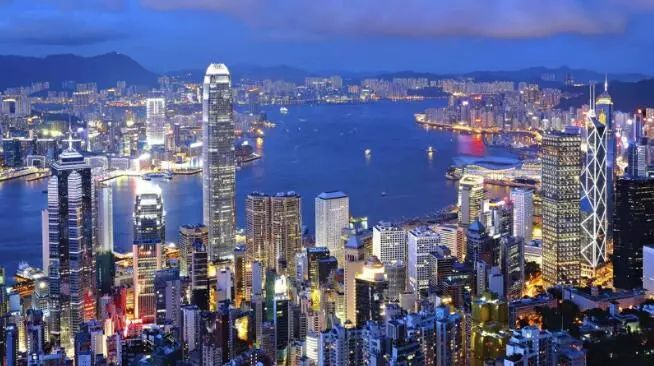 香港楼市下挫的警钟敲响 崩盘的大气候正在形成