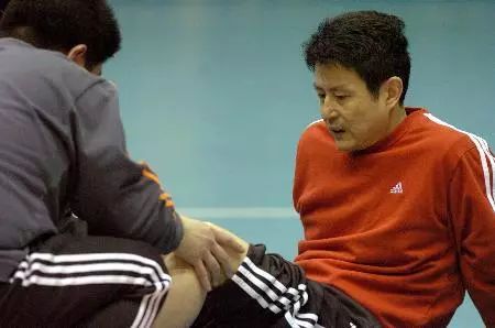 奥运功勋陈忠和不仅是好教练 还是一个大暖男