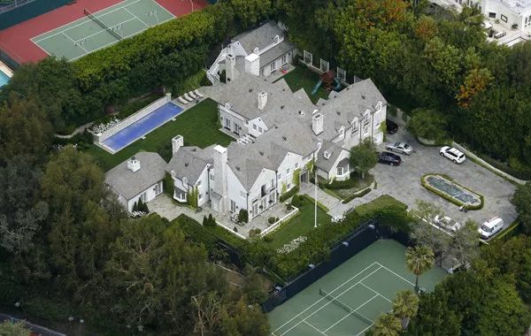 1.65亿美元！贝索斯购入洛杉矶最贵豪宅