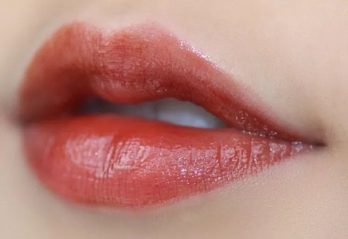 心理测试：哪个嘴唇最有魅力，测你的感情驾驭能力有多强