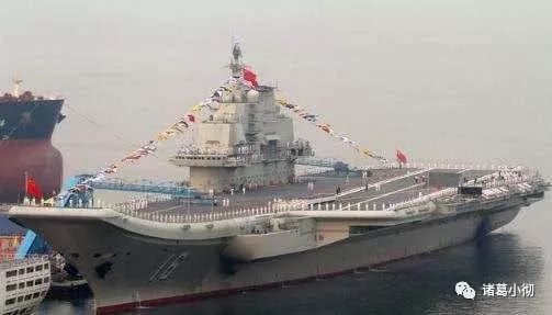 8艘巨舰同时开工，2艘航母保底，中国海军一出手就造了一支舰队
