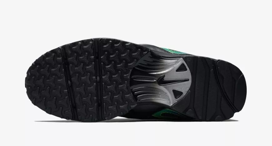 联名老爹鞋！Supreme x Nike Streak 双色将在本月发售！