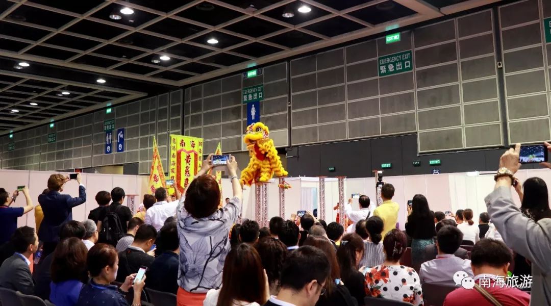 连续16年，南海狮艺亮相香港国际旅游展！互动咏春体验旅游同业赞劲！