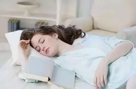 睡觉是最好的补药，6个习惯最养人，6个习惯最伤