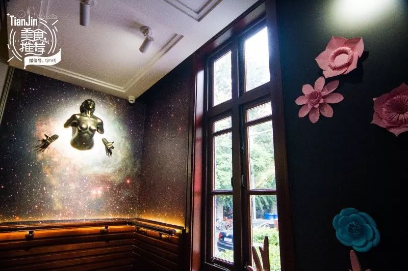 津门首家ins风主题lounge西餐厅终于来了～小仙女们都去疯狂打卡，拍照简直美翻啦！