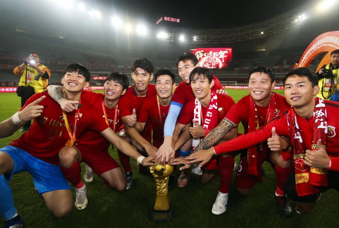 辽宁队默默凋零，中国足球的新版图说明什么？
