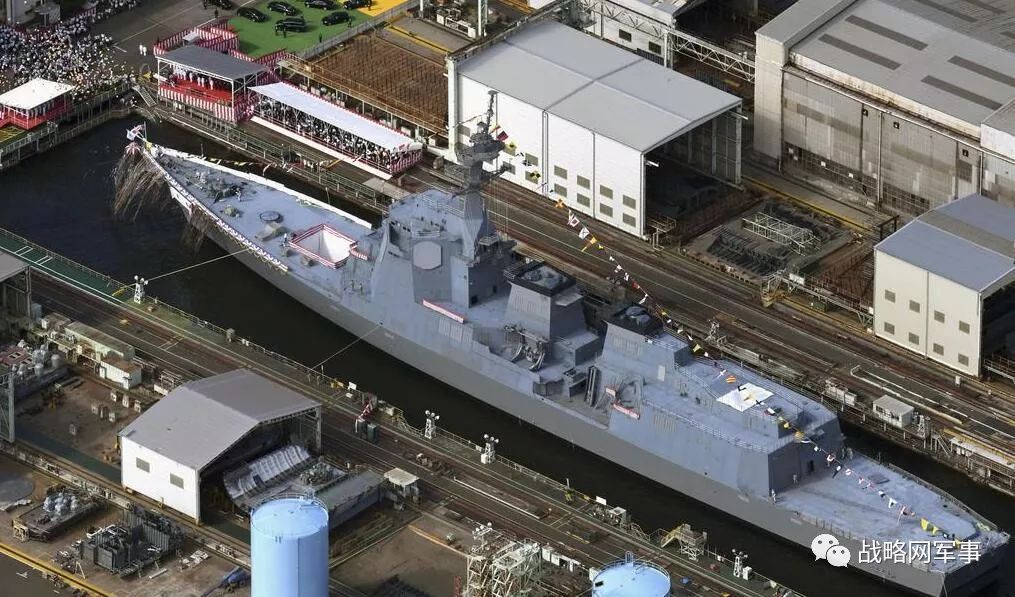 ..新型万吨级宙斯盾驱逐舰下水，搭载协同作战能力系统战力大增