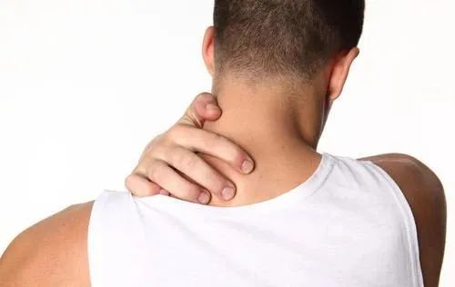 肩周炎夏季容易发作，想要预防应注意四点