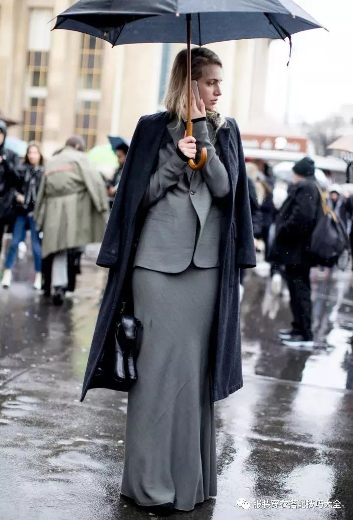 穿衣搭配：今冬外套穿的越多越时髦？大衣+大衣、羽绒服+大衣成为潮流！(4)