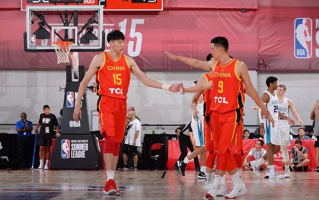 时隔12年！中国男篮再胜NBA球队，这可是乔丹的球队呐！