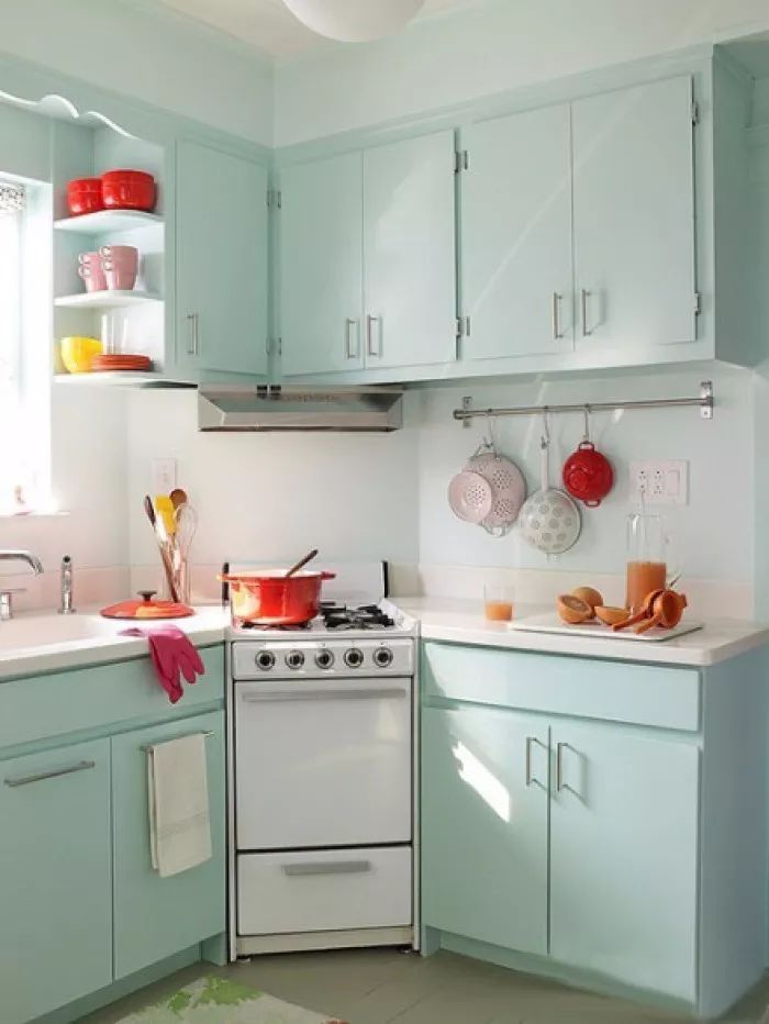 小清新的厨房设计，让小户型拥有一个愉快的烹饪空间