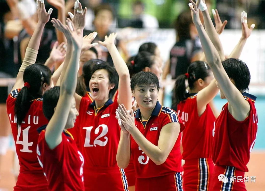 提前一轮夺冠了！中国女排第十次夺世界冠军！多图回顾这十次辉煌……
