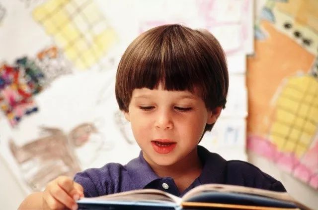 早识字会削弱孩子的想象力吗？看英国学校如何保护并培养孩子的想象力和创造力！