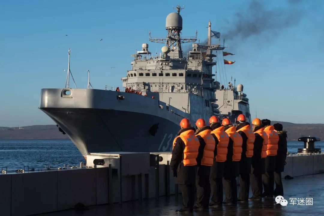 俄罗斯海军最新登陆舰首赴北极圈 那里将要发生一件大事