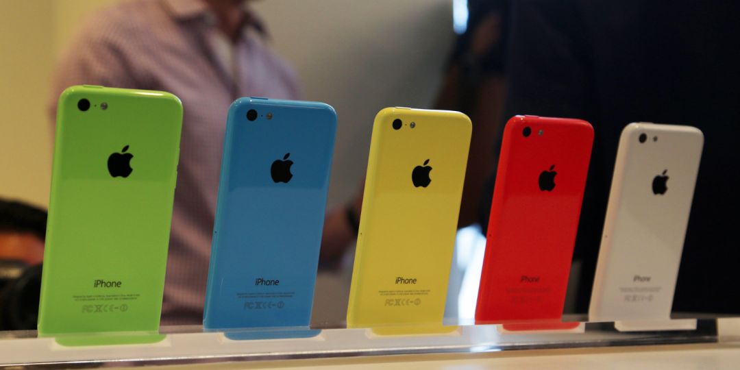 新 iPhone 重大变化：双卡双待 + 8种配色！