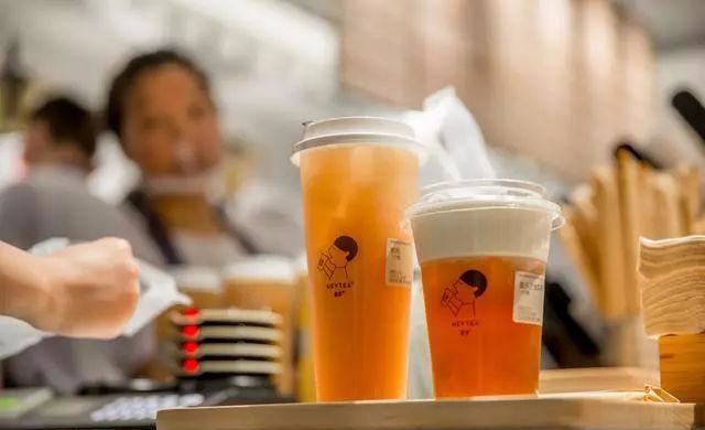 “网红茶饮”硝烟四起的背后，消费升级能否带动市场需求？