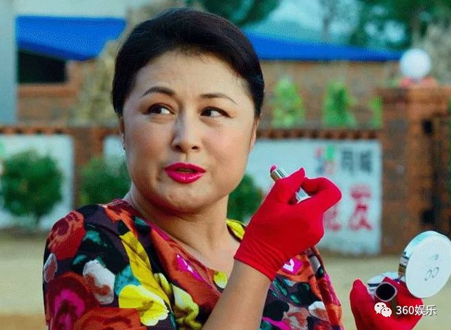 她是赵本山的亲戚，她也是“媒婆谢大脚”，她更是演员于月仙！