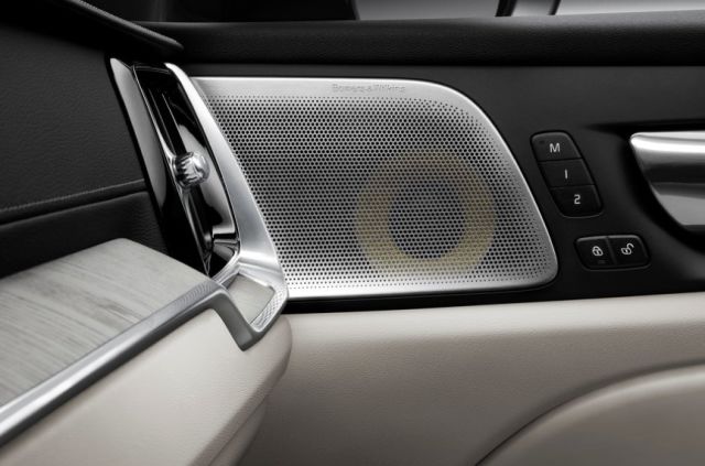车威精选 | 全新S60发布，沃尔沃能用“性冷淡”挑战34C吗？