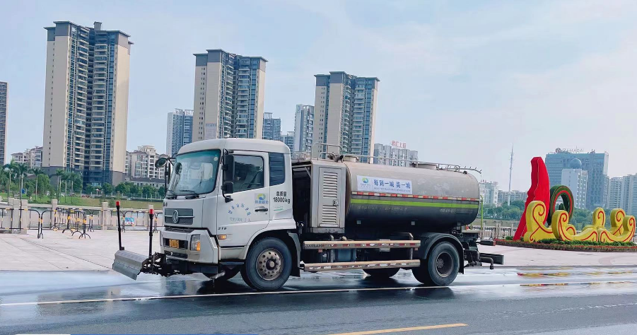 向恩平“城市美容师”致敬！今天是你们的节日！