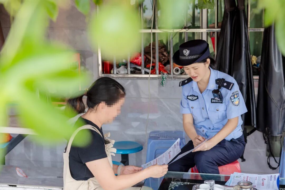 连城民警李文英的国庆“假日”