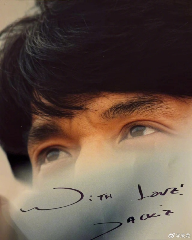 今天，成龙突然宣布！